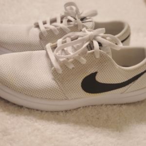 Nike SB Portmore Ultralight White Sneakers